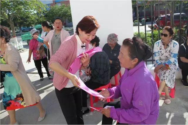 西洋参能够提高人体的免疫力,增强抵抗力,减少疾病的发生